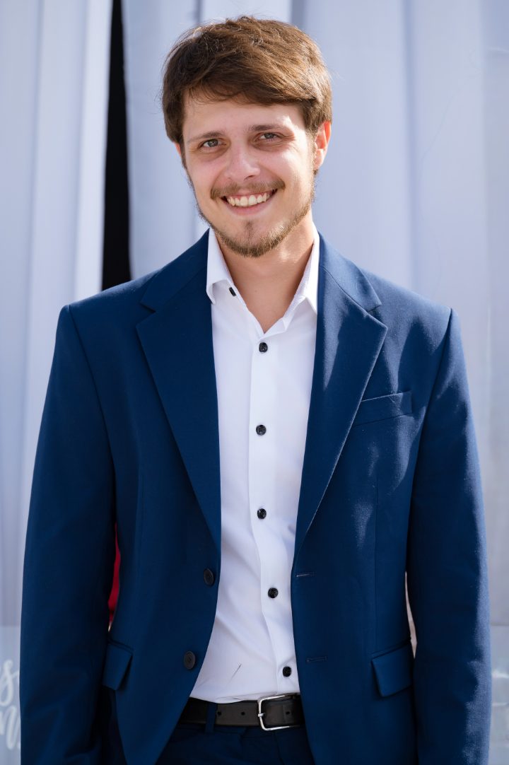 Retrato de Guilherme Blagevitch, especialista em IA e automação